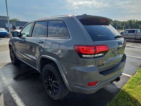 Used 2022 Jeep Grand Cherokee Laredo X AWD/4WD image 8