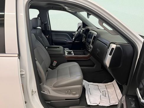 Used 2018 GMC Sierra 1500 SLT AWD/4WD image 9