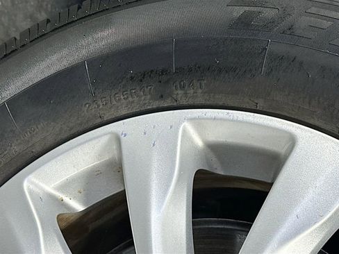 Used 2019 Chrysler Pacifica Touring-L FWD image 30