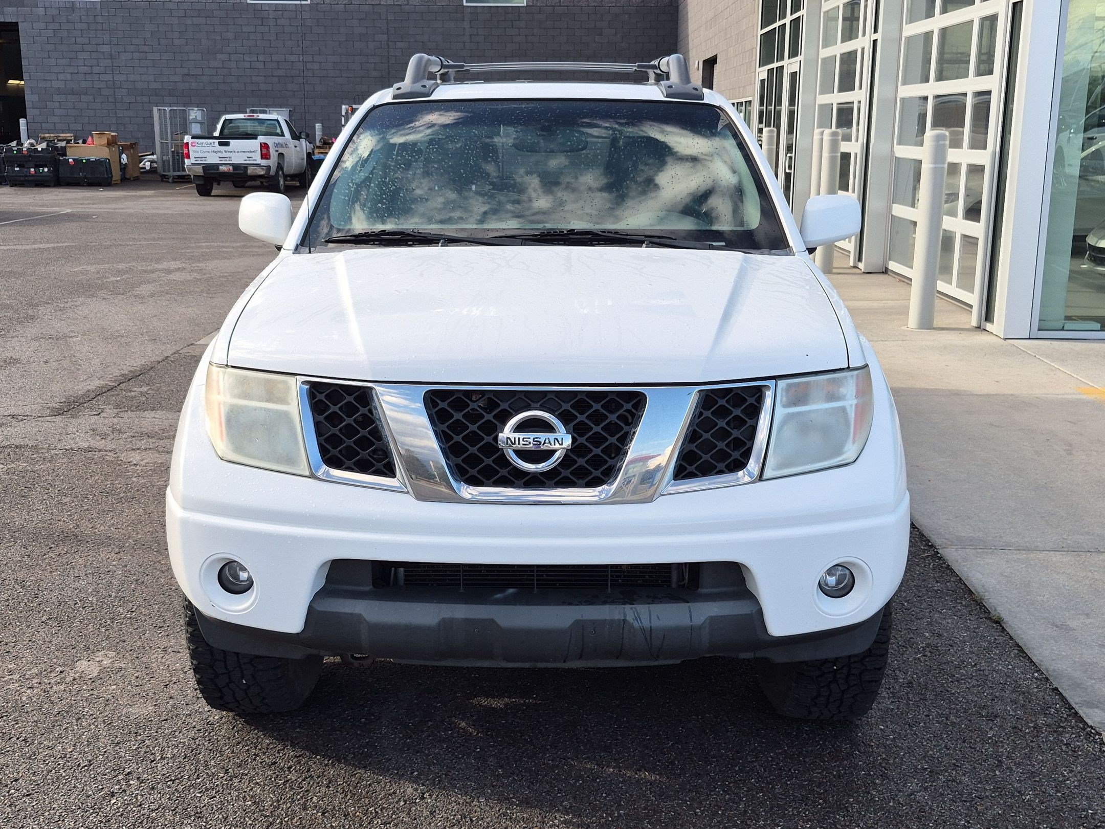 Used 2007 Nissan Frontier LE w/ Leather Pkg AWD/4WD image 9