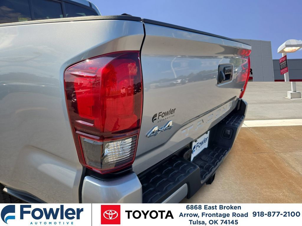 Certified 2023 Toyota Tacoma SR AWD/4WD image 28