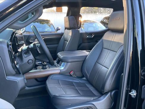 Used 2024 Chevrolet Silverado 1500 High Country w/ Midnight Edition image 27