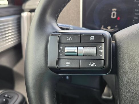 Used 2025 Hyundai Santa Fe SEL FWD image 20