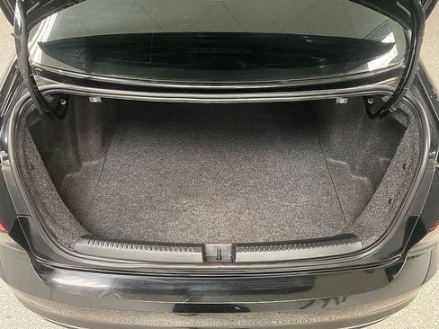 Used 2016 Volkswagen Jetta S image 12