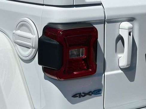 Certified 2023 Jeep Wrangler Unlimited Sahara image 27