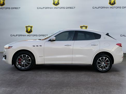 Used 2018 Maserati Levante GranLusso image 8