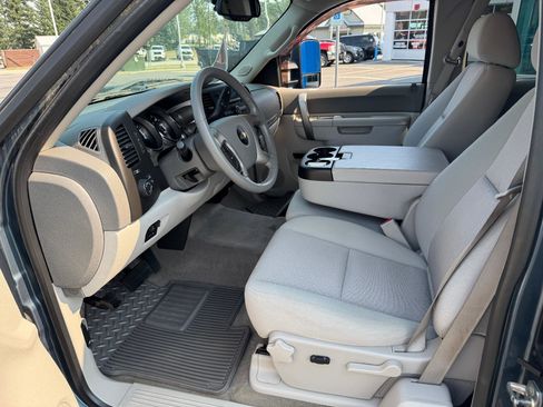 Used 2012 Chevrolet Silverado 2500 LT w/ Interior Plus Package image 10