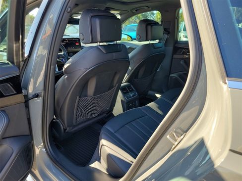 Used 2021 Audi S4 Premium Plus image 8
