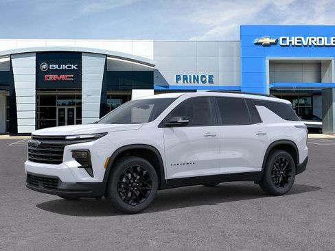 New 2026 Chevrolet Traverse LT w/ Midnight/Sport Edition FWD image 2