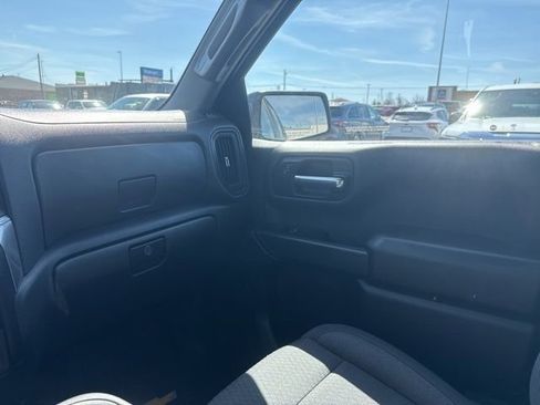 Used 2022 Chevrolet Silverado 1500 Custom Trail Boss image 22