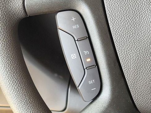 New 2026 GMC Savana 2500 w/ Driver Convenience Package RWD image 25