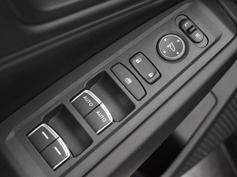 Used 2023 Honda Accord EX image 11