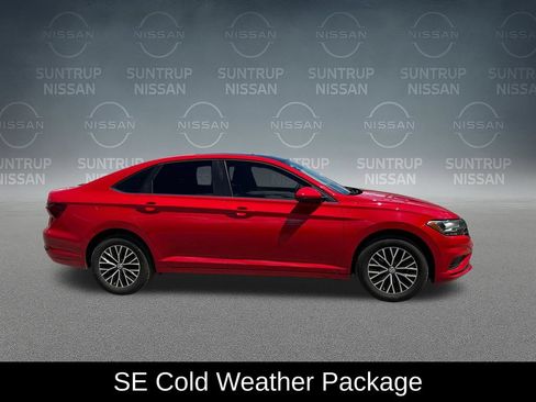 Used 2020 Volkswagen Jetta SE w/ SE Cold Weather Package FWD image 7