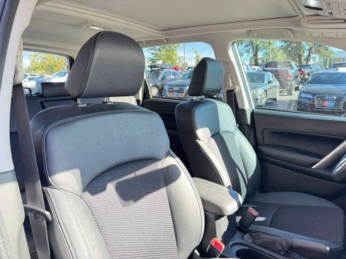 Used 2018 Subaru Forester 2.5i Premium w/ Popular Package #3B AWD/4WD image 23
