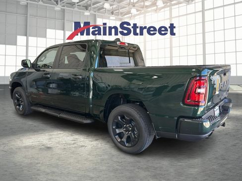 Used 2026 RAM 1500 Express AWD/4WD image 3