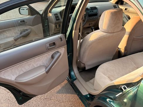 Used 2001 Honda Civic LX image 4