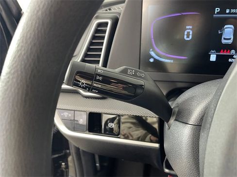 Certified 2025 Kia Sportage LX image 14