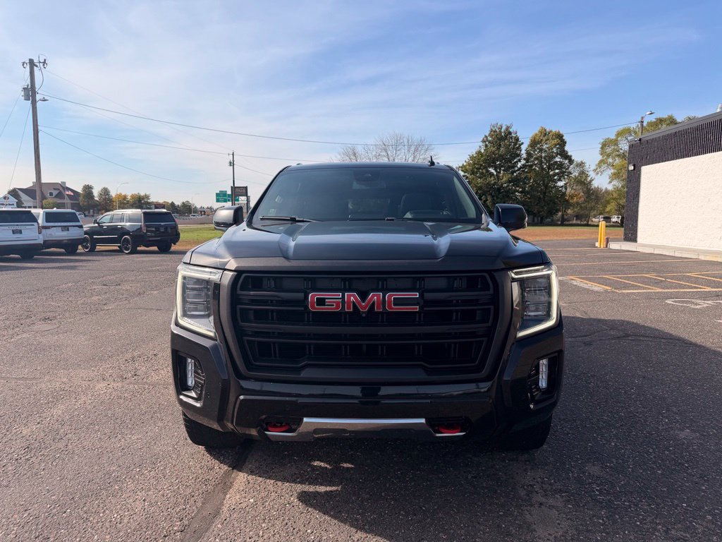 Used 2023 GMC Yukon XL AT4 w/ AT4 Premium Plus Package AWD/4WD image 12