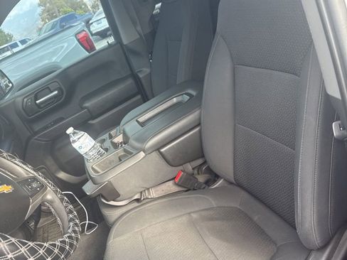 Used 2020 Chevrolet Silverado 1500 Custom w/ Custom Value Package RWD image 1