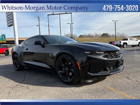 Used 2023 Chevrolet Camaro LT image 4