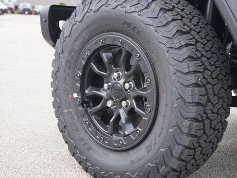 Used 2023 Jeep Wrangler Unlimited Rubicon 4xe image 10