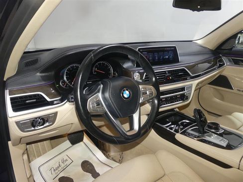 Used 2017 BMW 740i xDrive AWD/4WD image 24