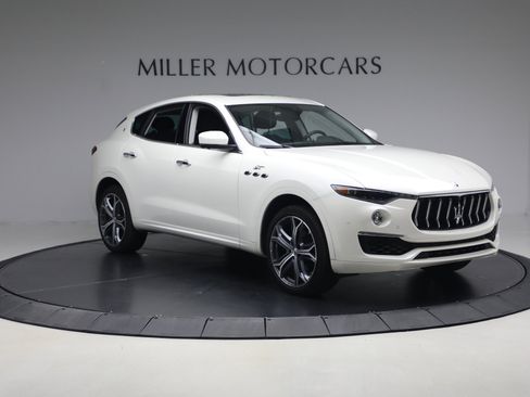 Certified 2022 Maserati Levante GT image 10