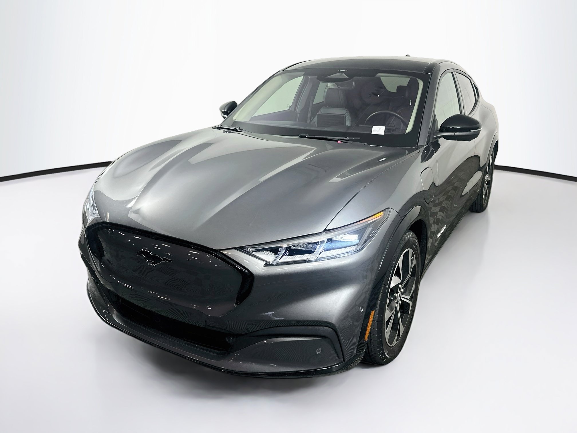 Used 2023 Ford Mustang Mach-E Premium AWD/4WD image 3