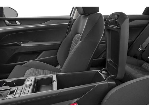 Certified 2026 Kia K5 LXS FWD image 10