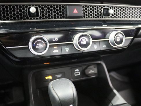 Used 2022 Honda Civic LX image 35