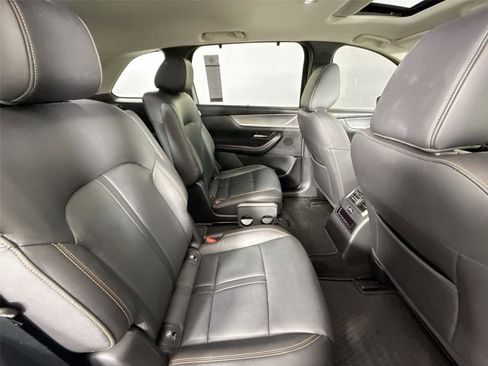 Certified 2024 MAZDA CX-90 3.3 Turbo w/ Preferred Plus image 43