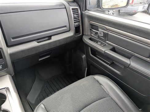 Used 2014 RAM 1500 Sport w/ Convenience Group image 16