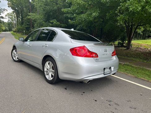 Used 2012 INFINITI G25 Journey image 8