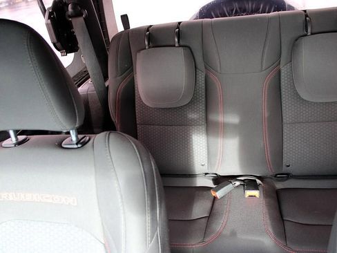 Used 2018 Jeep Wrangler Rubicon image 29