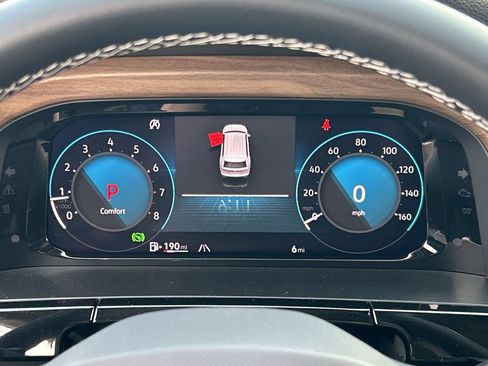 New 2026 Volkswagen Atlas SE FWD image 27