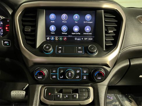 Used 2021 GMC Acadia Denali w/ Denali Ultimate Package AWD/4WD image 12