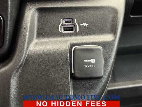 Used 2024 RAM ProMaster 2500 w/ Convenience Group FWD image 37
