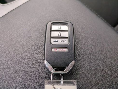 Used 2019 Honda Accord LX image 35