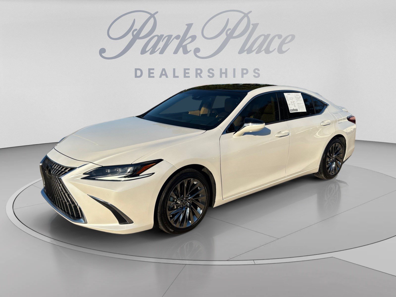 Used 2024 Lexus ES 350 Ultra Luxury w/ Accessory Package (Z2) FWD image 1