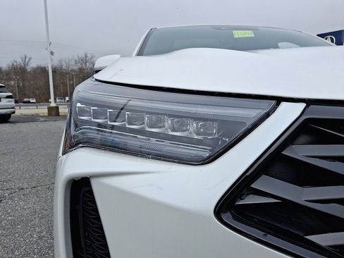 Certified 2025 Acura RDX SH-AWD image 9