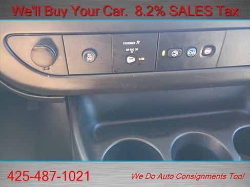 Used 2018 Chevrolet Express 2500 w/ Driver Convenience Package RWD image 20