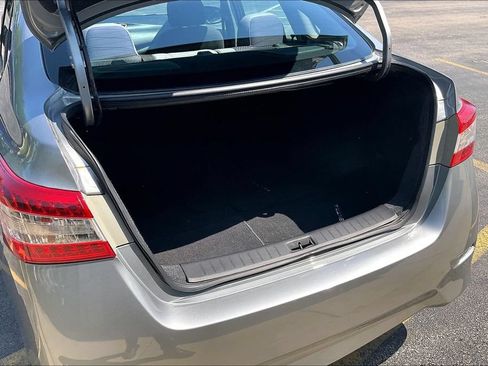 Used 2014 Nissan Sentra SR FWD image 31