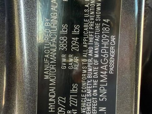 Used 2023 Hyundai Elantra SEL FWD image 30