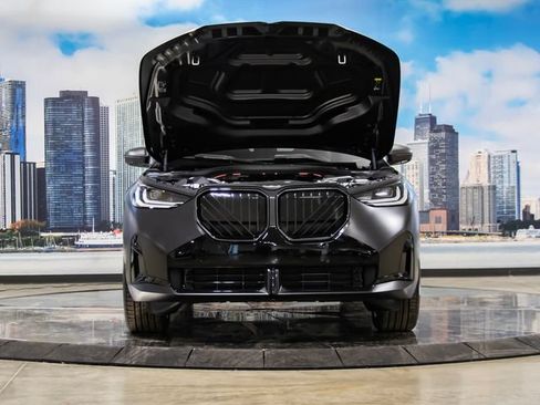 Used 2026 BMW X3 xDrive30i w/ M Sport Package AWD/4WD image 4