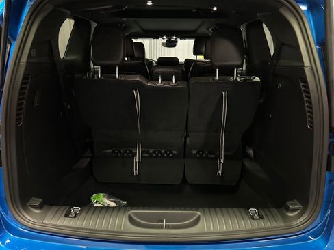 New 2026 Chrysler Pacifica Select w/ S Appearance Package image 24