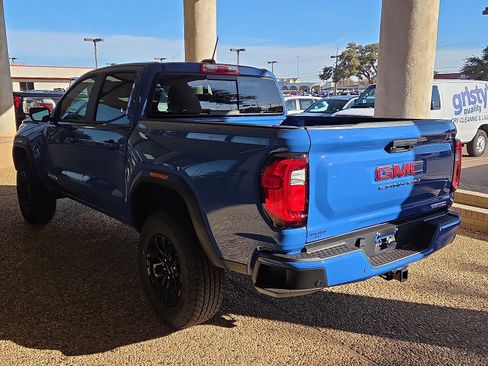 New 2026 GMC Canyon Elevation w/ Convenience Package image 2