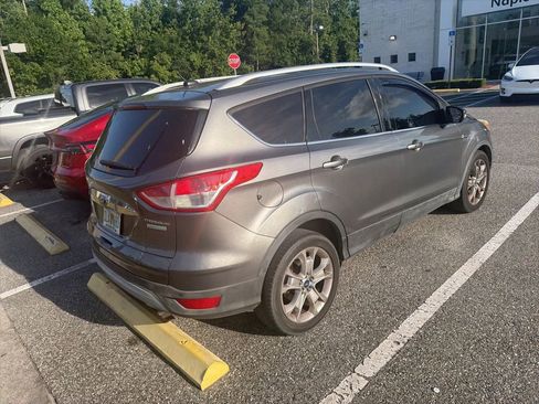 Used 2014 Ford Escape Titanium FWD image 9