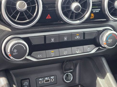 Used 2024 Nissan Sentra SV FWD image 26