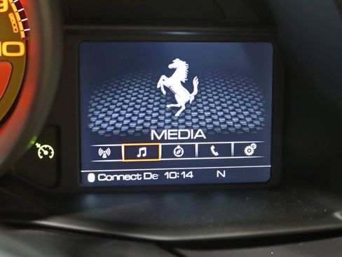 Used 2018 Ferrari 488 GTB image 20