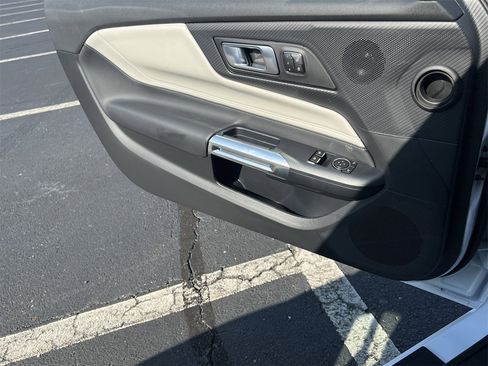 New 2025 Ford Mustang Premium image 16